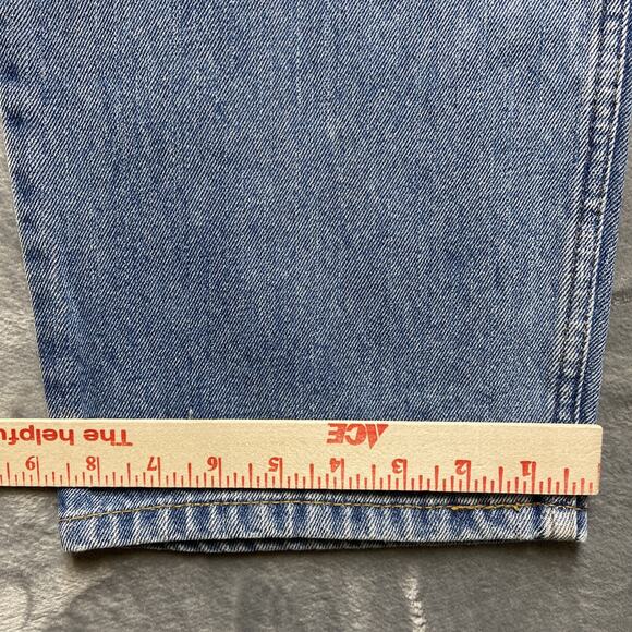 Vintage Levi’s 550 Relaxed Fit Jeans Men’s Size 38x30 Light Blue Denim - Picture 6 of 11
